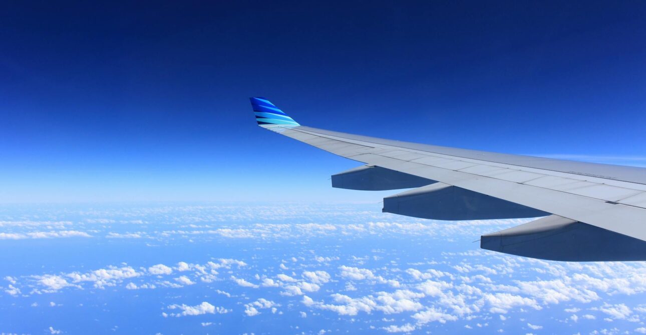 gray plane wing